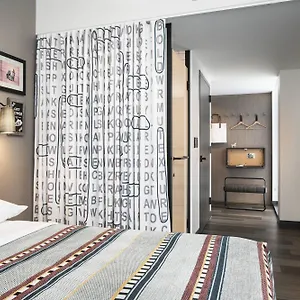 4* Hotel Moxy Downtown